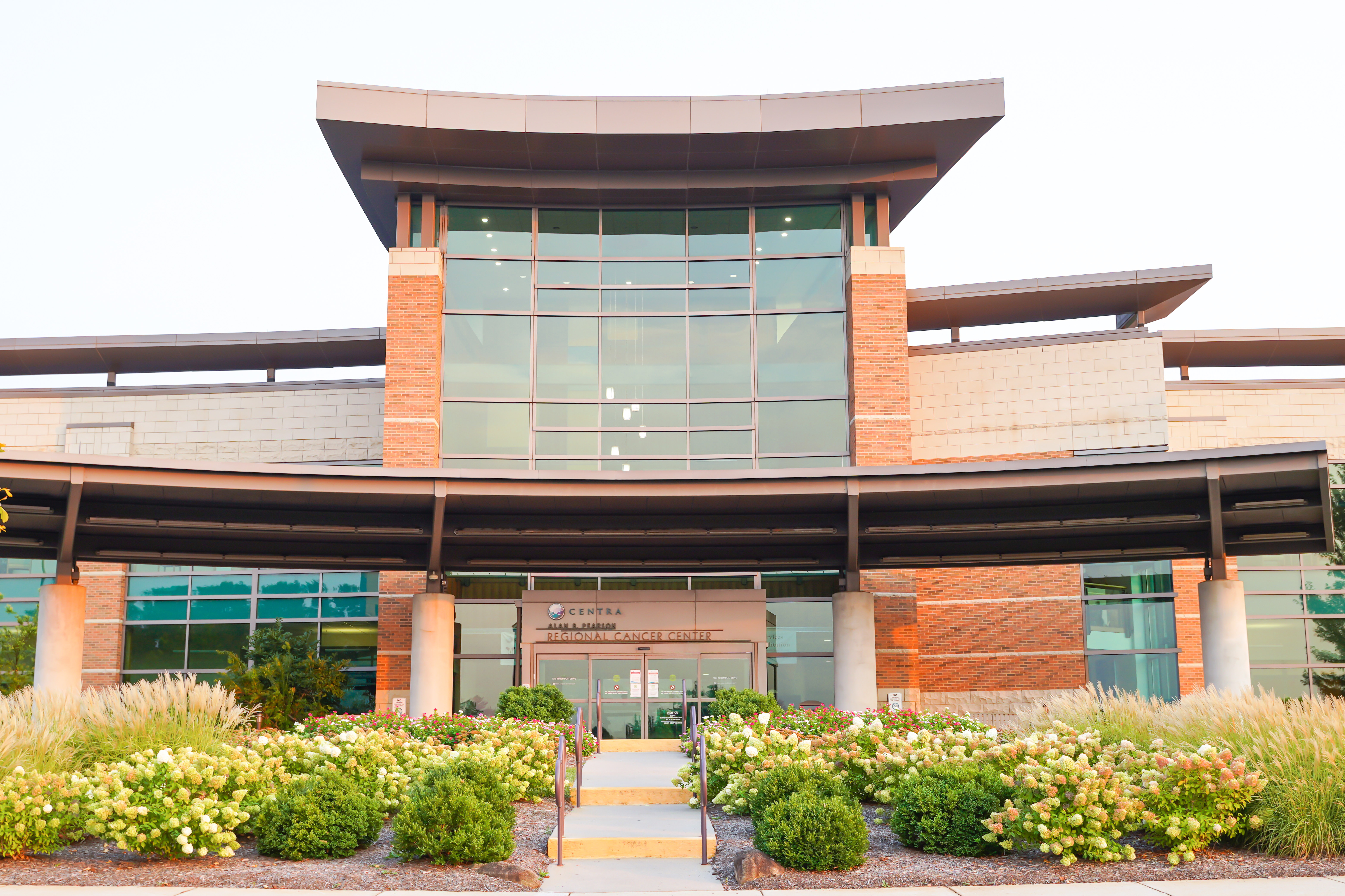 Photo of Alan B. Pearson Regional Cancer Center